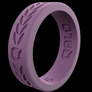 Qalo Women’s Laurel Silicone Ring Size 7